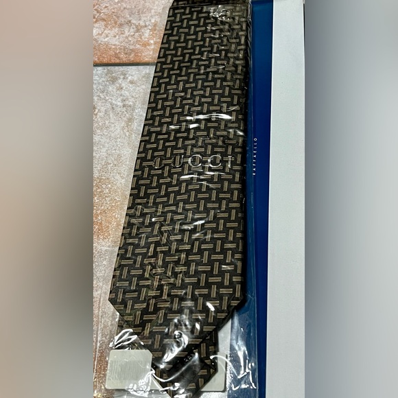 Gucci New Tie Brown Pattern - Picture 4 of 4